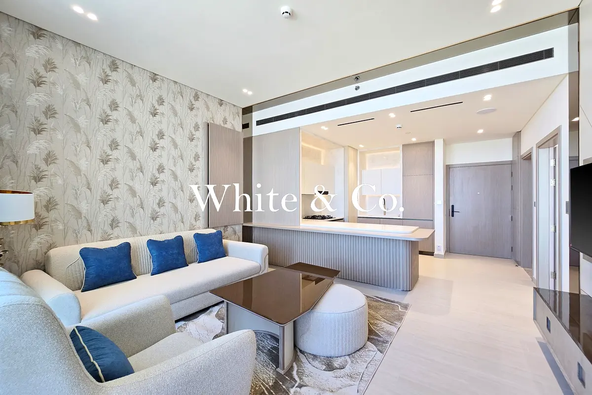 Furnished | Plus Study | High End Quality