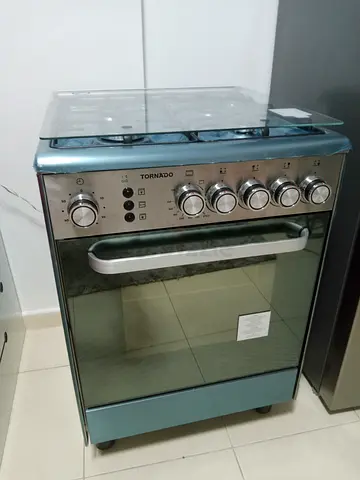 Tornado Gas Stove with Oven for Sale