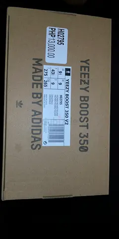 Adidas Yeezy Boost 350 V2 Yecher. Size US 9.5. AED 1,350 in Khalifa City