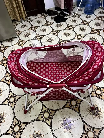 Cozy Portable Baby Bassinet in Red Polka Dots