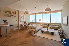 Upgraded | Furnished | High Floor