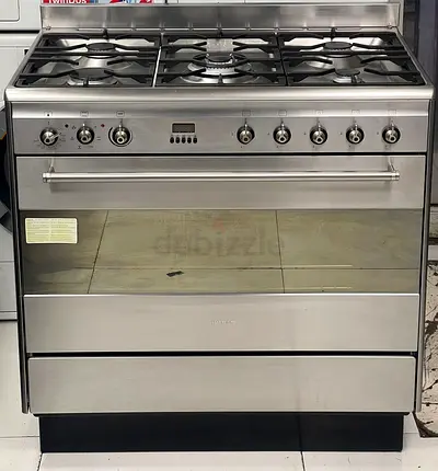 Smeg Gas with Electric oven stove 90/60,’cm very good working