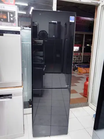Hitachi brand Bottom freezer very good working new model