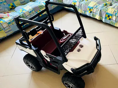 Kids jeep