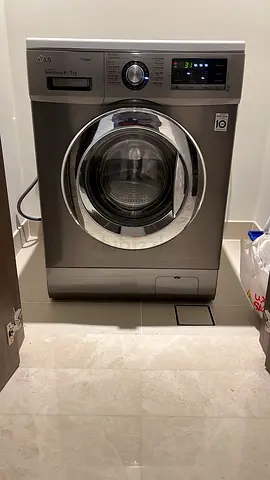 LG Combo washer dryer 8 ,/5 very good working latest model