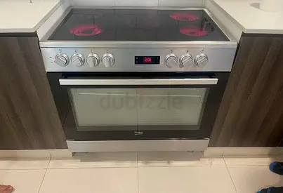 Beko Brand neat and clean condition Electric cooker super clean condition