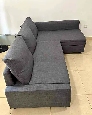 Modern L-shaped Sofa in Gray