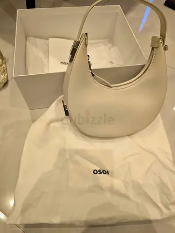 Chic Ioso Handbag with Dust Bag