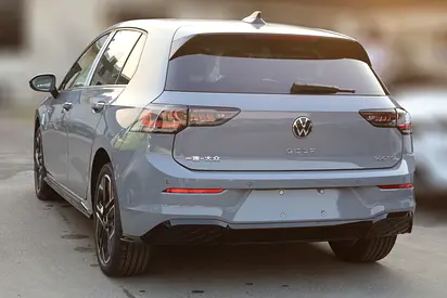 صورة 5 لـ 2025 Volkswagen GOLF R