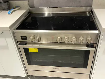 Bosch new model Electric cooker series 8 same like new 90/60cm