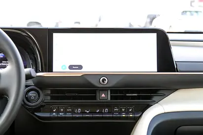 صورة 10 لـ 2026 Toyota CROWN
