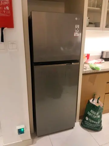 LG Fridge freezer super clean condition 432 liter perfect working free delivery