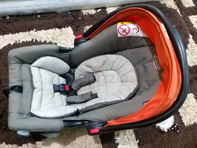 Graco baby seat - good condition - 80AED