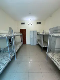 Male bunker bedspace available ready to move