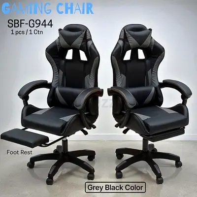 Comfortable Gaming Chair with Foot Rest