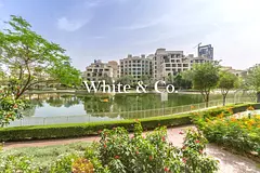Lake View | Corner Unit | Large Terrace