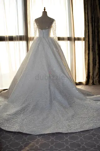 Elegant and Sparkling Wedding Dress for Sale