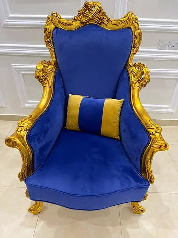 Luxurious Blue Velvet Ornate Chair