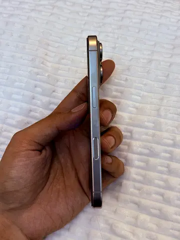 IPhone 16 Pro Titanium 256gb