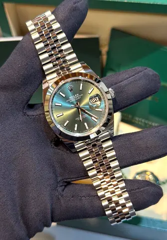 SC Rolex DateJust Plain Green 1-1
