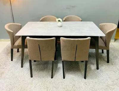 Dining table 6 seater