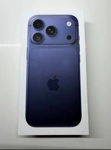 Iphone 17 pro deep blue 256 gb with apple care+ for 2 years sealed