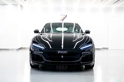 2025 FERRARI PUROSANGUE | GCC | FULL CARBON PACKAGE | WARRANTY AND SERVICE CONTRACT |