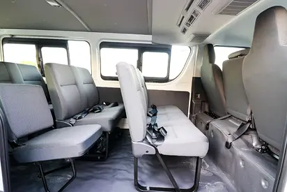 2026 Toyota HIACE 照片 17