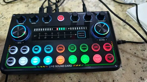 Live sound card professional for mobile or computer