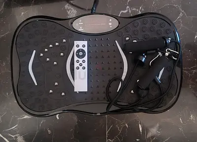 BRAND NEW Evoland Vibration Plate for sale