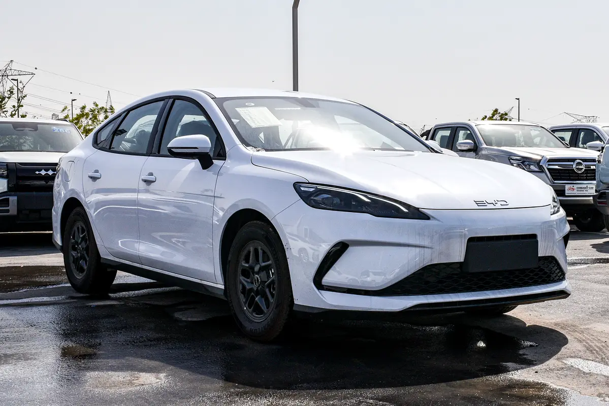 BYD Seal 2025 — photo 1 of 17