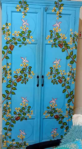 Stunning cabinet free delivery