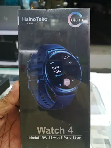 HainoTeko RW-34 Smart Watch with Multiple Straps