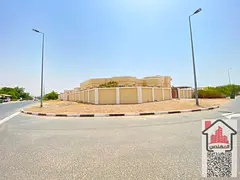 Ground floor villa for sale in Ajman, Al Hamidiyah 2 area 5 bedrooms, a living room, a hall, and a m