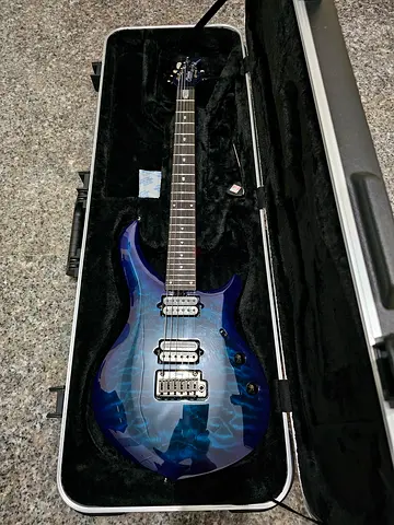 Sterling By Musicman Majesty 200 (Jhon Petrucci Signature)