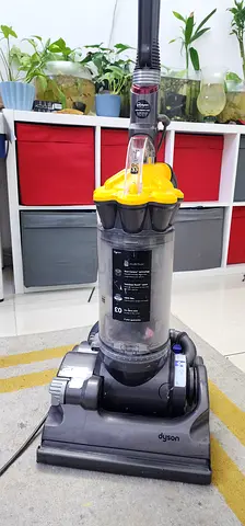 Dyson Vacuum Cleaner in Good Condition