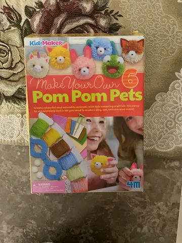 Make your own 6 Pom Pom Pets.