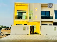 Opportunity to own a villa, registration fees included, ready to move in, close to all services, wit