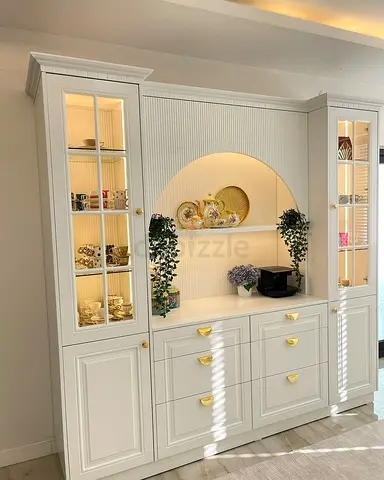 Elegant White Display Cabinet with Glass Shelves
