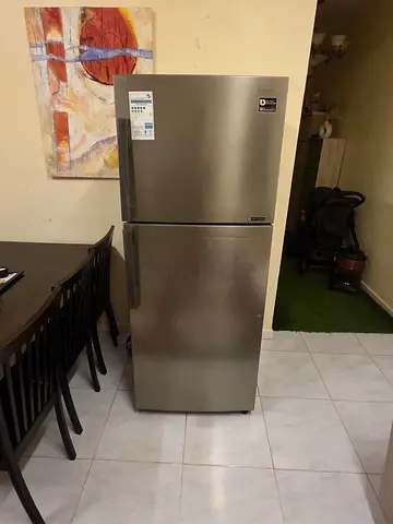 Refrigerator