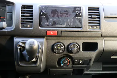 2026 Toyota HIACE 照片 12