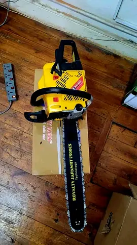 Powerful Chainsaw for Sale 24 Inches Royalty Brand Japan