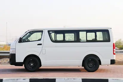 2026 Toyota HIACE 照片 3