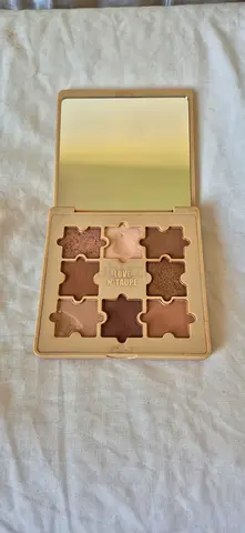 SHEGLAM – Love N’ Taupe Eyeshadow Palette