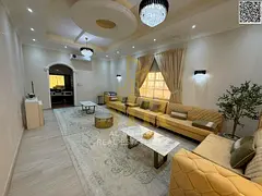 Take advantage of this exceptional opportunity to own a luxurious villa with an elegant architectura