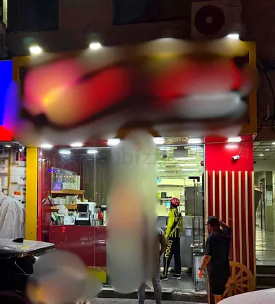 Asian restaurant with 2 kiosks for sale