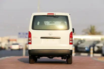 2026 Toyota HIACE 照片 6