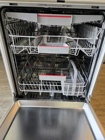 Bosch series 6th dishwasher three rsck with Home connected wifi