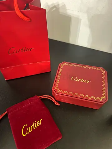 اساور ماركة كارتيير جديدة