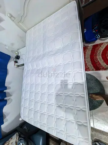 Matress and bed frame for sale